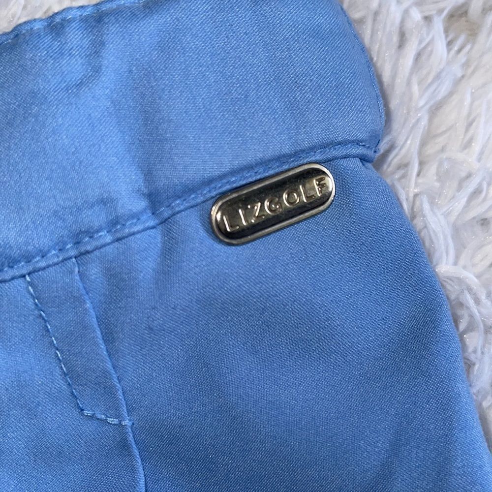 Liz Claiborne LIZGOLF Women’s Blue Pleated Bermuda Golf Shorts Size 4 - Picture 2 of 15